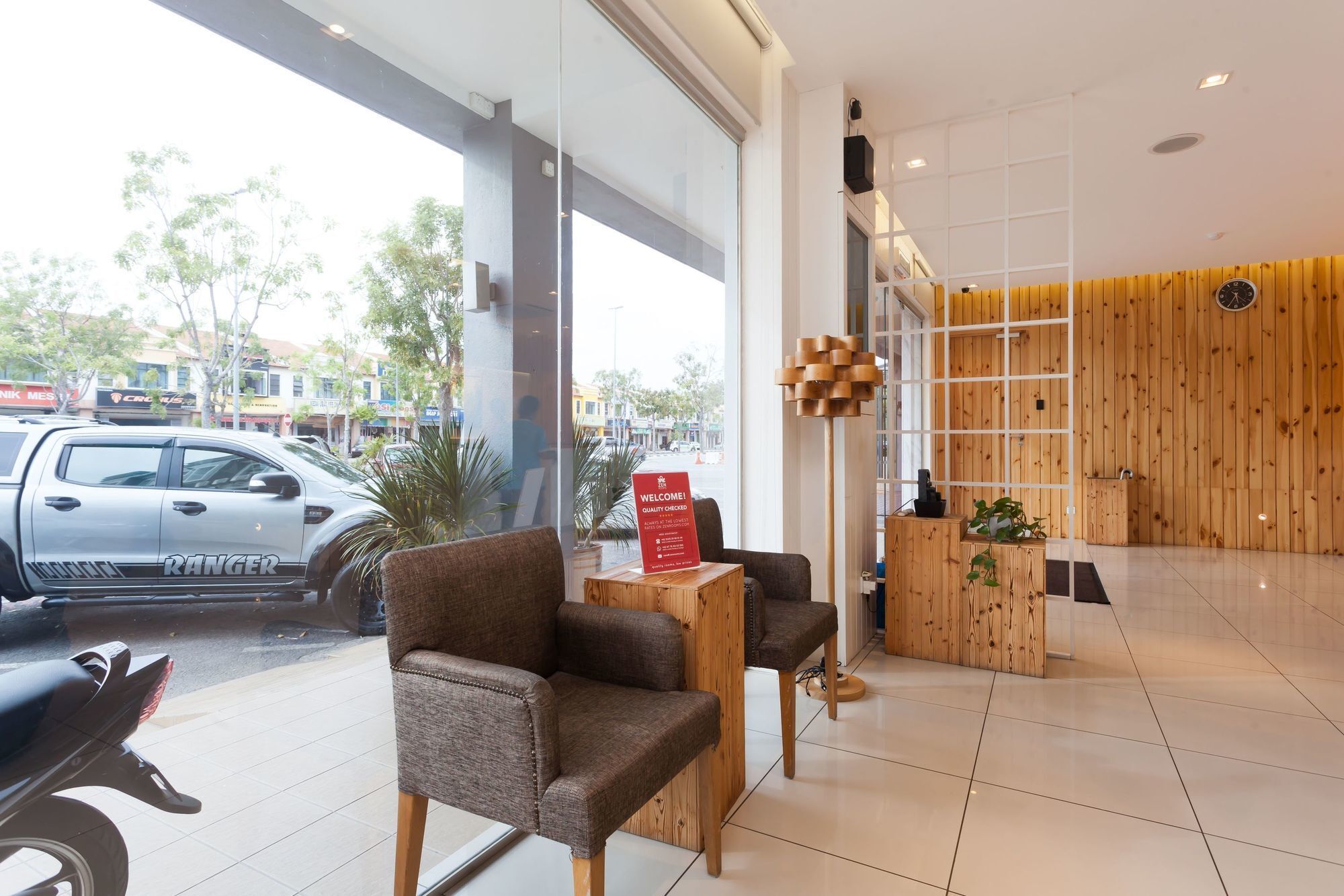 Zen Rooms Pertam Jaya Malacca Exterior photo